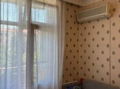 Satılır 1 otaqlı köhnə tikili 35 m², Qara Qarayev m., photo 3 from 8