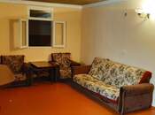 İcarəyə verilir 2 otaqlı həyət evi/bağ evi 110 m², İnşaatçılar m., photo 1 from 7