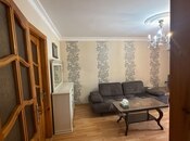 Продаётся 3-комн. вторичка 50 м², м. Элмляр Академиясы, photo 3 from 8