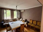 Satılır 3 otaqlı köhnə tikili 93 m², Gənclik m., photo 1 from 8