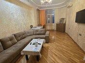 Сдаётся 2-комн. новостройка 70 м², м. 20 января, photo 2 from 8