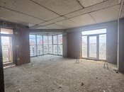 Satılır 8 otaqlı yeni tikili 746 m², 28 May m., photo 4 from 6