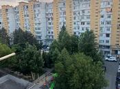 Satılır 2 otaqlı köhnə tikili 45 m², İnşaatçılar m., photo 1 from 8