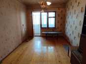 Satılır 2 otaqlı köhnə tikili 65 m², Nəsimi r., photo 1 from 8