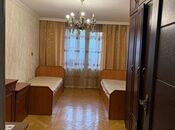 Продаётся 3-комн. вторичка 75 м², м. Элмляр Академиясы, photo 5 from 8
