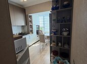 Продаётся 2-комн. вторичка 65 м², м. Ази Асланов, photo 5 from 8