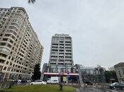 Продаётся 2-комн. новостройка 70 м², м. Кара Караев, photo 2 from 7