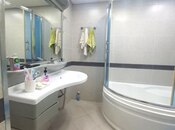 Satılır 3 otaqlı köhnə tikili 75 m², İnşaatçılar m., photo 8 from 8