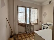 Satılır 1 otaqlı köhnə tikili 45 m², Əhmədli m., photo 6 from 8