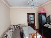 Satılır 4 otaqlı köhnə tikili 98 m², Yeni Günəşli q., photo 3 from 8