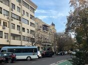 İcarəyə verilir 3 otaqlı köhnə tikili 80 m², Sahil m., photo 2 from 8
