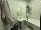 Satılır 2 otaqlı köhnə tikili 65 m², İnşaatçılar m., photo 5 from 8