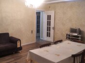 Сдаётся 3-комн. вторичка 75 м², м. Кара Караев, photo 1 from 8