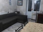 Satılır 2 otaqlı köhnə tikili 35 m², İnşaatçılar m., photo 1 from 4