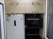 Satılır 2 otaqlı köhnə tikili 35 m², İnşaatçılar m., photo 2 from 4