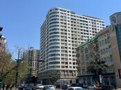 Продаётся 2-комн. вторичка 55 м², м. Элмляр Академиясы, photo 2 from 8