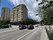 Продаётся 2-комн. вторичка 55 м², м. Элмляр Академиясы, photo 1 from 8