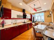 Satılır 4 otaqlı yeni tikili 160 m², Qara Qarayev m., photo 2 from 8