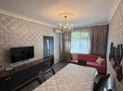 Продаётся 3-комн. вторичка 65 м², м. Иншаатчылар, photo 3 from 8