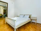 Сдаётся 3-комн. вторичка 100 м², м. Ичеришехер, photo 4 from 8