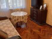 Satılır 5 otaqlı köhnə tikili 135 m², Azadlıq Prospekti m., photo 1 from 8