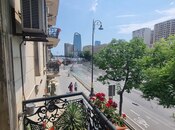 Продаётся 3-комн. вторичка 80 м², м. Шах Исмаил Хатаи, photo 1 from 8