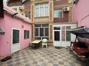 Satılır 8 otaqlı həyət evi/bağ evi 270 m², Yeni Günəşli q., photo 1 from 8
