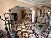 Satılır 5 otaqlı köhnə tikili 120 m², Xalqlar Dostluğu m., photo 1 from 8