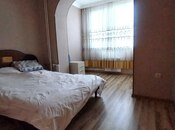 Продаётся 2-комн. вторичка 38 м², м. Нариман Нариманов, photo 1 from 8