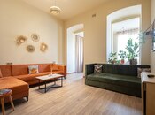 Satılır 3 otaqlı köhnə tikili 98 m², İçəri Şəhər m., photo 3 from 8