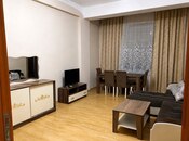 Сдаётся 2-комн. новостройка 80 м², м. Гянджлик, photo 1 from 8