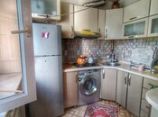 Satılır 2 otaqlı köhnə tikili 80 m², Qara Qarayev m., photo 5 from 8