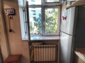 Satılır 2 otaqlı köhnə tikili 80 m², Qara Qarayev m., photo 7 from 8