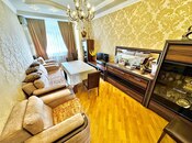 Satılır 3 otaqlı köhnə tikili 80 m², Qara Qarayev m., photo 2 from 8