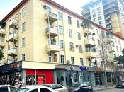 Satılır 3 otaqlı köhnə tikili 60 m², Qara Qarayev m., photo 3 from 8