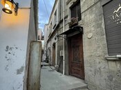 Продаётся 3-комн. вторичка 55 м², м. Ичеришехер, photo 1 from 8
