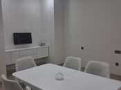 Сдаётся 2-комн. новостройка 80 м², м. Иншаатчылар, photo 1 from 8