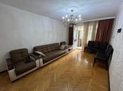 Satılır 3 otaqlı köhnə tikili 67 m², Elmlər Akademiyası m., photo 1 from 8
