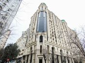 Сдаётся 3-комн. новостройка 105 м², м. Низами, photo 1 from 8