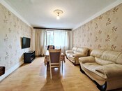Satılır 3 otaqlı köhnə tikili 85 m², Qara Qarayev m., photo 2 from 8