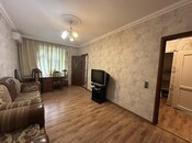 Satılır 3 otaqlı köhnə tikili 65 m², Əhmədli m., photo 1 from 8