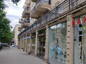 Продаётся 2-комн. вторичка 42 м², м. Элмляр Академиясы, photo 1 from 8