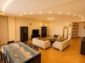 Сдаётся 4-комн. новостройка 200 м², м. Низами, photo 1 from 8