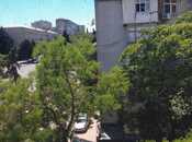 Продаётся 2-комн. вторичка 38 м², м. Иншаатчылар, photo 5 from 8