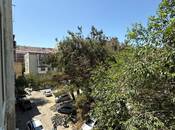 Satılır 3 otaqlı köhnə tikili 60 m², İnşaatçılar m., photo 8 from 8