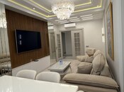 Сдаётся 3-комн. новостройка 130 м², м. Нариман Нариманов, photo 2 from 8