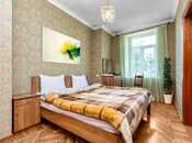 Продаётся 3-комн. вторичка 70 м², м. Ичеришехер, photo 1 from 5