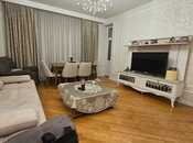 Satılır 2 otaqlı yeni tikili 82 m², 8-ci mikrorayon q., photo 1 from 8