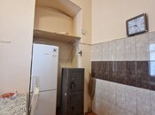 Satılır 2 otaqlı köhnə tikili 70 m², Nizami m., photo 5 from 8