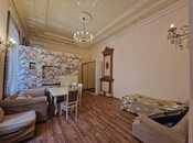 Satılır 2 otaqlı köhnə tikili 70 m², Nizami m., photo 4 from 8